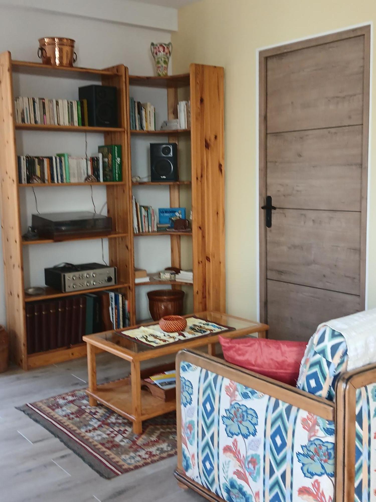 Bed and Breakfast Les Trois Salazes Cambrai Esterno foto